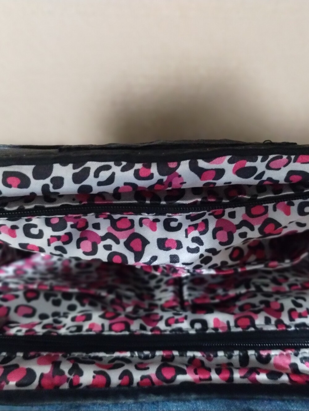 Pursefection Pink Leopard Print Women's Purse Organizer Bag
